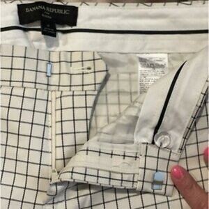 Banana Republic Women’s White Checkered Pants NWT
